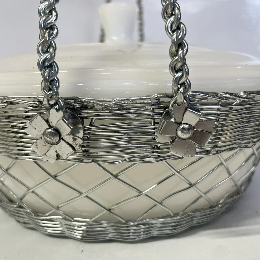 Glasbake White Milk Glass Covered Casserole Dish Metal Carry Basket USA‎ Japan